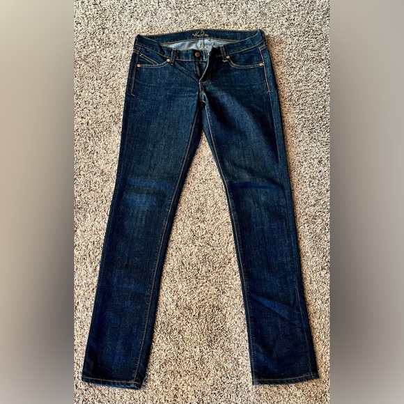 Women’s Old Navy Jeans - Picture 3 of 3